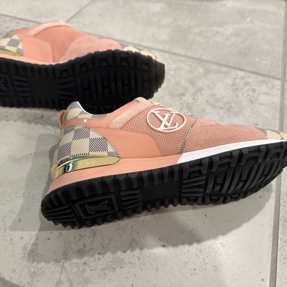 Louis Vuitton Run Away Sneaker - Picture 3 of 5